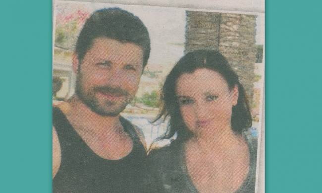 Αυτός είναι ο σύντροφος της Καρυοφυλλιάς Καραμπέτη [εικόνες] | iefimerida.gr 3