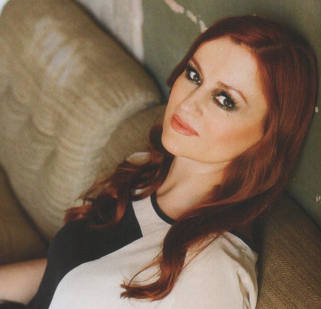 Αυτός είναι ο σύντροφος της Καρυοφυλλιάς Καραμπέτη [εικόνες] | iefimerida.gr 6