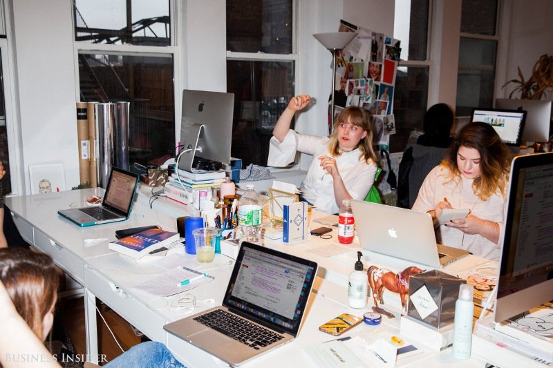 Απο blogger, έγινε ιδιοκτήτρια ιστοσελίδας -Η 27χρονη που τα «σπάει» στη μόδα [εικόνες] | iefimerida.gr 3