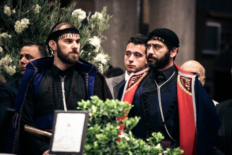 Βρακοφόροι από την Κρήτη στη Μητρόπολη Αθηνών αποχαιρετούν τον Κωνσταντίνο Μητσοτάκη [εικόνες] | iefimerida.gr 5