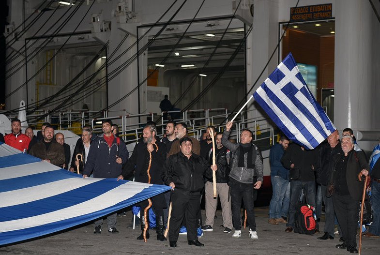 Συλλαλητήριο: Λαοθάλασσα στο Σύνταγμα για τη Μακεδονία [βίντεο] | iefimerida.gr 14