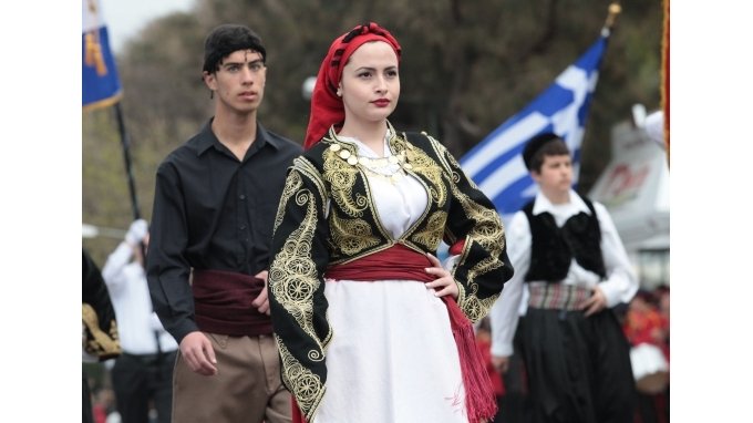 Οι γυναίκες εντυπωσίασαν και στη χθεσινή παρέλαση [εικόνες] | iefimerida.gr 1