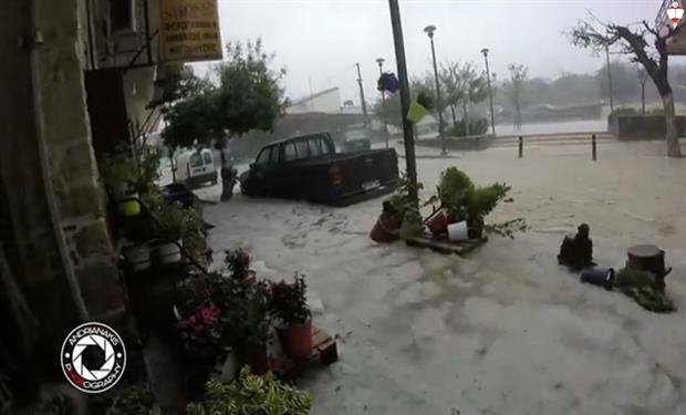 H κακοκαιρία σαρώνει κάθε γωνιά της χώρας -Προβλήματα από τη Β. Ελλάδα μέχρι την Κρήτη  [εικόνες & βίντεο] | iefimerida.gr 4