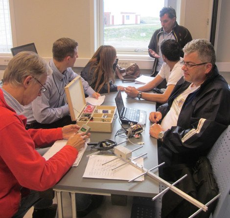 Σπουδαία διάκριση για μαθητές της Κρήτης: Δημιούργησαν και έστειλαν δορυφόρο στο διάσημα [εικόνες] | iefimerida.gr 2