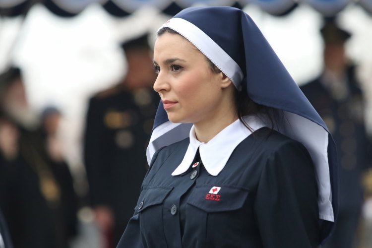 Παρελάσεις 25ης Μαρτίου: Λιποθυμίες, τραυματισμοί & εντυπωσιακές παρουσίες [εικόνες & βίντεο] | iefimerida.gr 7