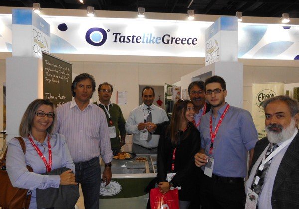 Γιατί οι Κρητικοί σαρώνουν την αγορά -Το παράδειγμα του Ευάγγελου Λαμπάκη: Από μηχανικός έκανε βιομηχανία με καλτσούνια [βίντεο] | iefimerida.gr 1