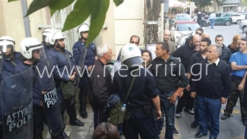 Προφυλακιστέοι οι τρεις για το φονικό με τις μαγκούρες στην Κρήτη -«Δεχόμαστε απειλές» υποστηρίζει η τραγική οικογένεια [εικόνες] | iefimerida.gr 2