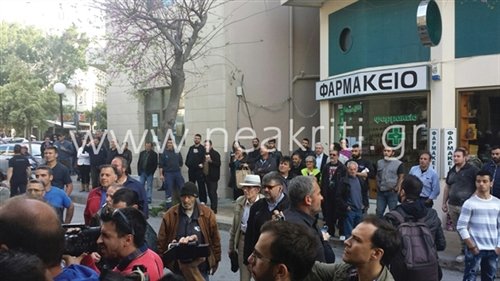 Προφυλακιστέοι οι τρεις για το φονικό με τις μαγκούρες στην Κρήτη -«Δεχόμαστε απειλές» υποστηρίζει η τραγική οικογένεια [εικόνες] | iefimerida.gr 3