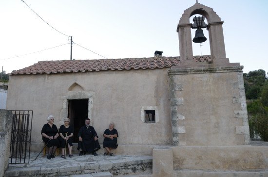 Αυτό είναι το χωριό των αιωνόβιων στην Κρήτη -Ποιο είναι το διατροφικό μυστικό τους [εικόνες] | iefimerida.gr 2