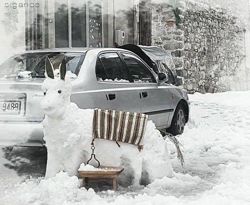 Εκπληκτικές φωτογραφίες από την Κρήτη στα λευκά! Χιόνι ως τις βάρκες [εικόνες] | iefimerida.gr 4