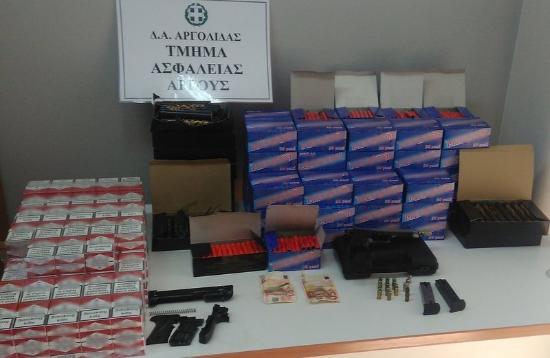 Ετοίμαζαν... χαλασμό στην Ανάσταση στο Αργος- Κατασχέθηκαν 3.400 κροτίδες | iefimerida.gr 0