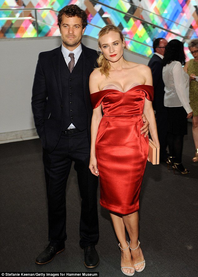 To κόλπο της Diane Kruger για να δείξει το πλούσιο στήθος της [εικόνες] | iefimerida.gr 0