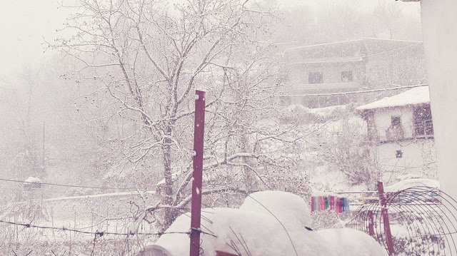 «Βόμβα» χιονιού έπεσε από τη Λάρισα ως την Ξάνθη -Μισό μέτρο χιόνι στα Ιωάννινα [εικόνες] | iefimerida.gr 16