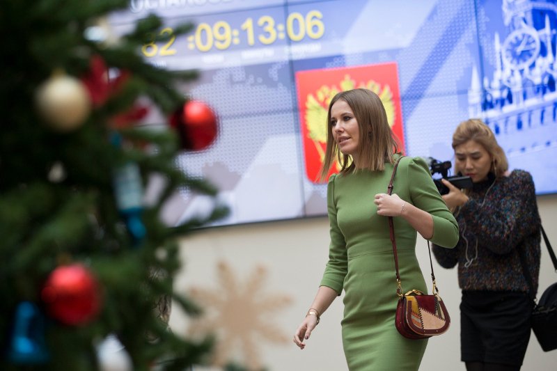 Αϊνα Γκαμζάτοβα: Η μουσουλμάνα δημοσιογράφος που διεκδικεί την προεδρία από τον Πούτιν [εικόνες]  | iefimerida.gr 1