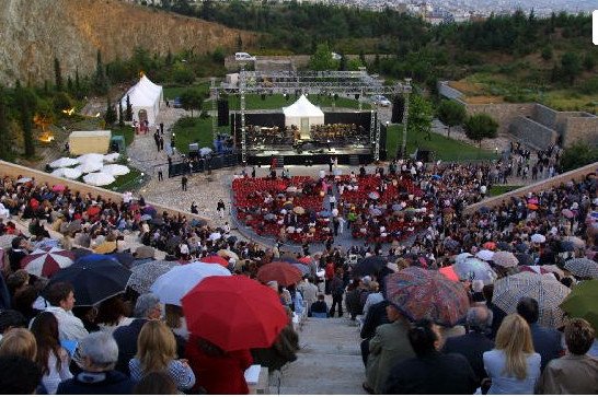 O Τσίπρας δίνει 100.000 ευρώ επιχορήγηση στο Κρατικό Θέατρο Βορείου Ελλάδος | iefimerida.gr 0