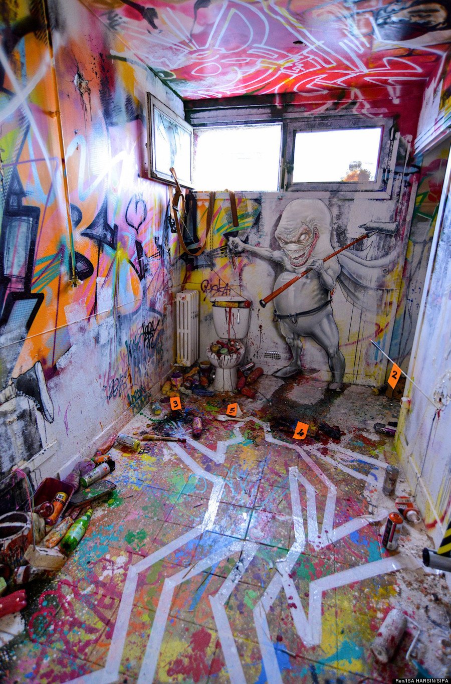 Το κτίριο που προσπαθούν να σώσουν οι καλλιτέχνες του Παρισιού – Το μεταμόρφωσαν λίγο πριν από την κατεδάφιση [εικόνες]  | iefimerida.gr 5