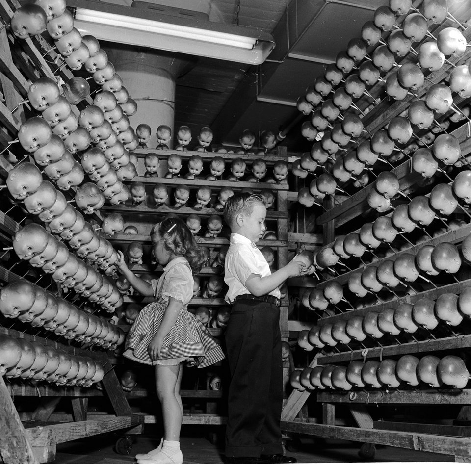 Ενα «στοιχειωμένο» εργοστάσιο -Οταν τα παιχνίδια ξυπνούν τους χειρότερους εφιάλτες [εικόνες]  | iefimerida.gr 1