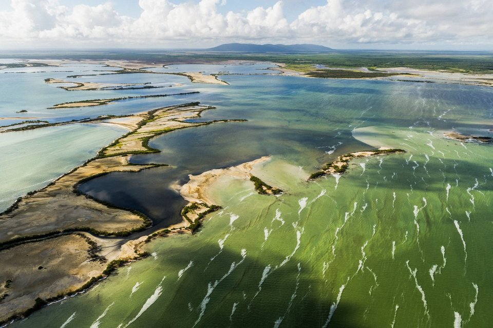 Τιρκουάζ νερά και πόλεις παγωμένες στο χρόνο - Δείτε την Κούβα από ψηλά για πρώτη φορά [εικόνες]  | iefimerida.gr 4
