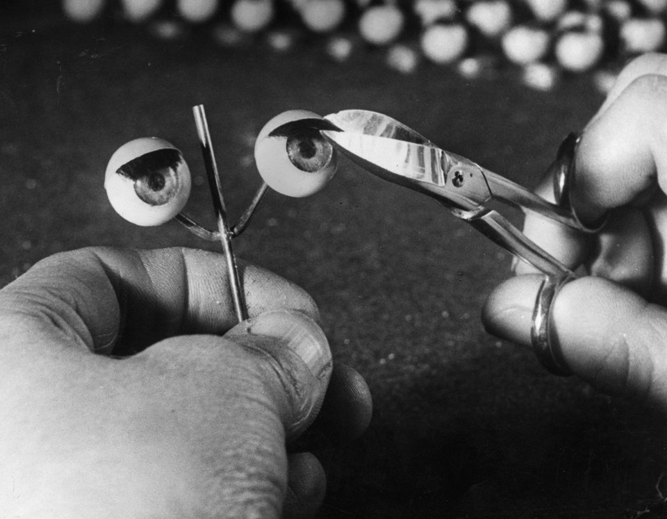 Ενα «στοιχειωμένο» εργοστάσιο -Οταν τα παιχνίδια ξυπνούν τους χειρότερους εφιάλτες [εικόνες]  | iefimerida.gr 4