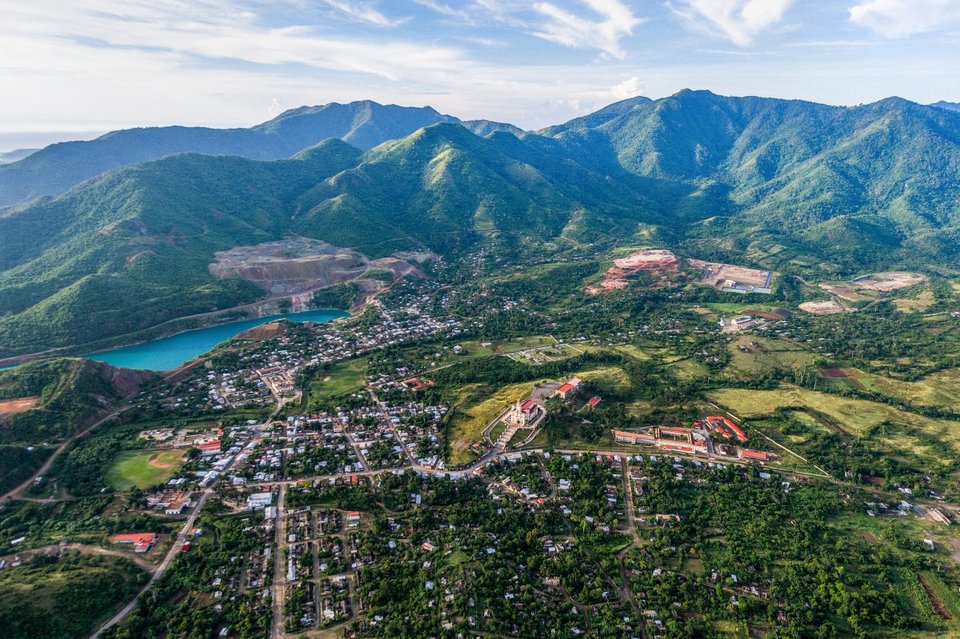 Τιρκουάζ νερά και πόλεις παγωμένες στο χρόνο - Δείτε την Κούβα από ψηλά για πρώτη φορά [εικόνες]  | iefimerida.gr 6