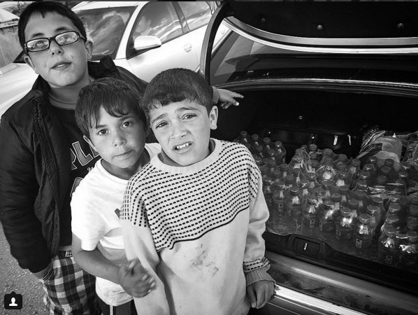 Η selfie Κωστέτσου-Τρύφωνα Σαμαρά από την Ειδομένη που προκάλεσε αντιδράσεις [εικόνες] | iefimerida.gr 1