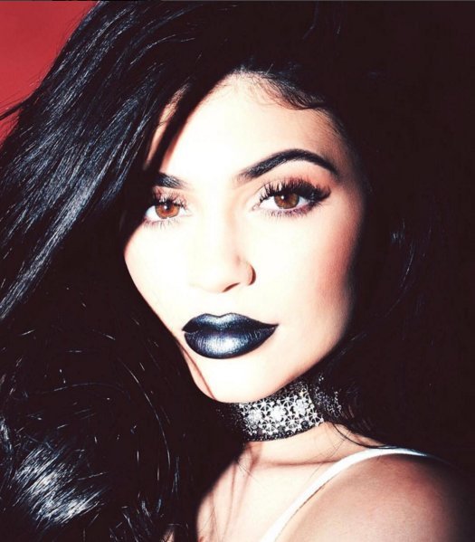 Η Κάιλι Τζένερ πόσταρε την πιο καυτή της φωτογραφία στο Instagram [εικόνα] | iefimerida.gr 1