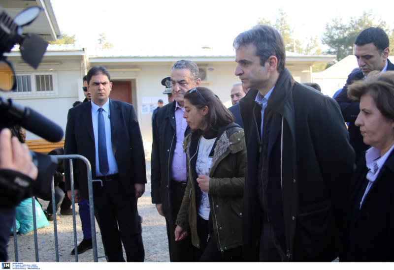 Αυτοψία Μητσοτάκη στη Λέσβο -«Οι κακοί χειρισμοί της κυβέρνησης επιδείνωσαν την κατάσταση» [εικόνες] | iefimerida.gr 1