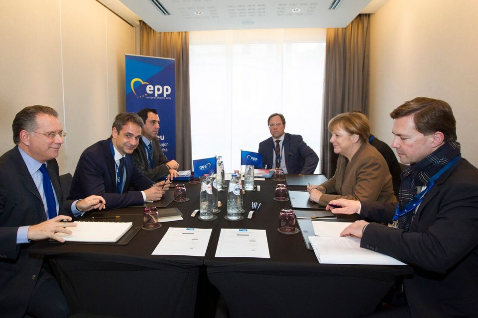 Τι είπαν Μέρκελ-Μητσοτάκης στις Βρυξέλλες [εικόνες] | iefimerida.gr 2