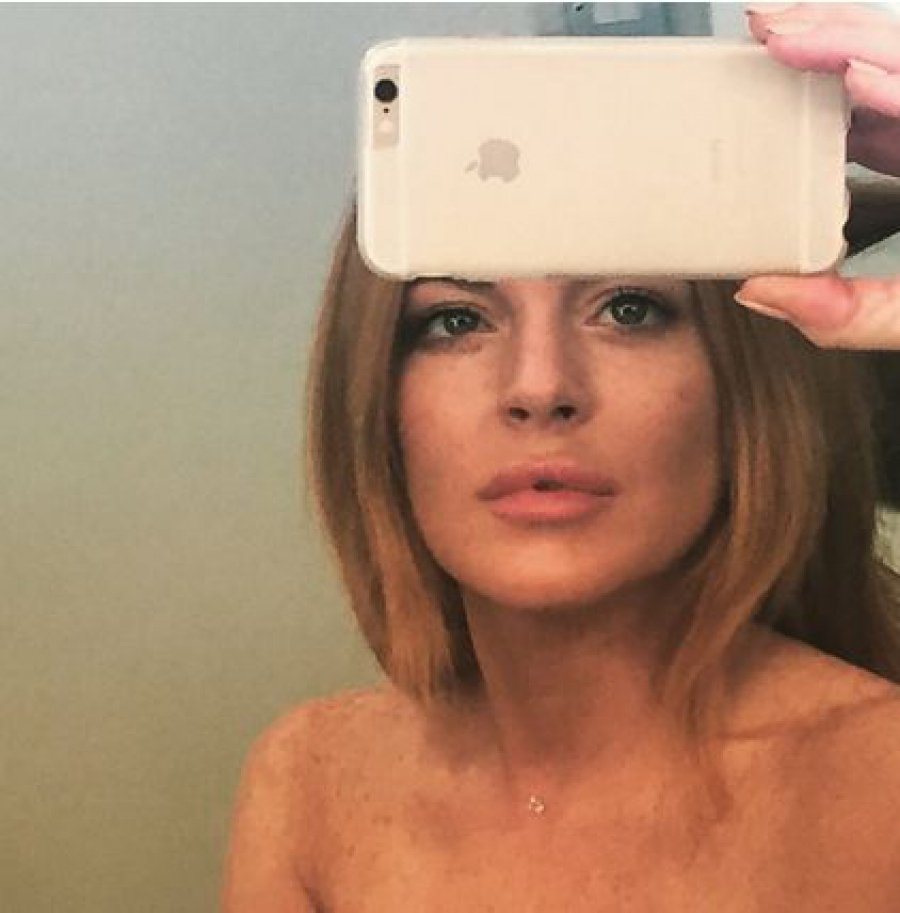 Χαμένη στην μετάφραση η Λίντσεϊ Λόχαν – Την κοροϊδεύει όλο το διαδίκτυο [εικόνες]  | iefimerida.gr 2