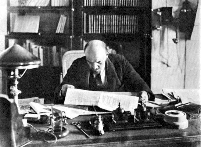 Αυτή είναι η γυναίκα-μυστήριο που σαγήνεψε τον Λένιν [εικόνες]  | iefimerida.gr 3