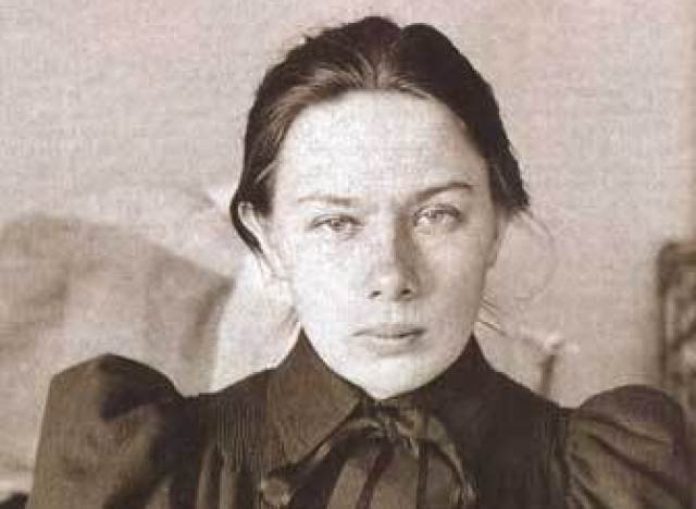 Αυτή είναι η γυναίκα-μυστήριο που σαγήνεψε τον Λένιν [εικόνες]  | iefimerida.gr 1