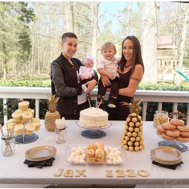 Το φωτογραφικό άλμπουμ δύο ομοφυλόφιλων μαμάδων: Γέννησαν εναλλάξ τα παιδιά τους [εικόνες] | iefimerida.gr 6