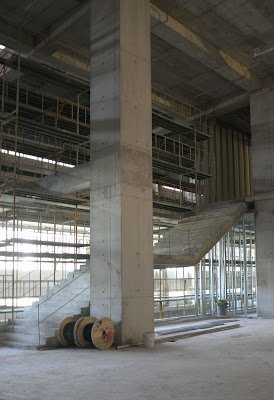 Μπήκαμε μέσα στο ΦΙΞ στη Συγγρού, τώρα που όλη η Αθήνα μιλά για την αποκάλυψη της όψης του [εικόνες] | iefimerida.gr 1