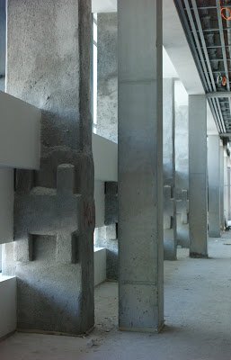 Μπήκαμε μέσα στο ΦΙΞ στη Συγγρού, τώρα που όλη η Αθήνα μιλά για την αποκάλυψη της όψης του [εικόνες] | iefimerida.gr 4