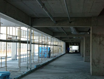 Μπήκαμε μέσα στο ΦΙΞ στη Συγγρού, τώρα που όλη η Αθήνα μιλά για την αποκάλυψη της όψης του [εικόνες] | iefimerida.gr 6