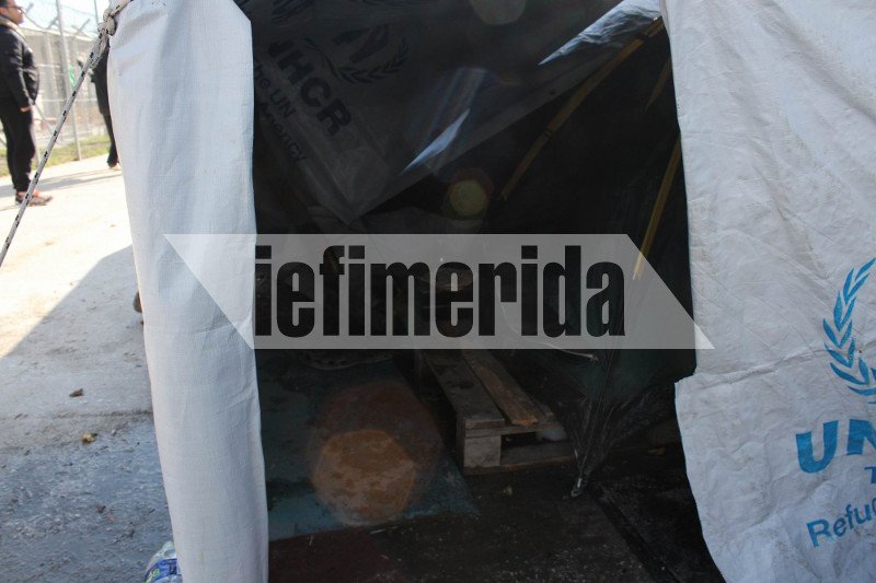To iefimerida μέσα στο κέντρο φιλοξενίας προσφύγων στη Μόρια -Αποκαλυπτικές μαρτυρίες [εικόνες] | iefimerida.gr 6