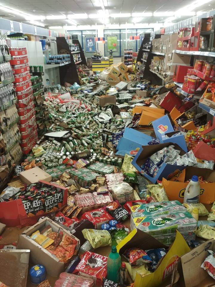 Κακοκαιρία «Χιόνη»: Σε λίμνη μετατράπηκε σούπερ μάρκετ στα Χανιά [εικόνες] | iefimerida.gr 2