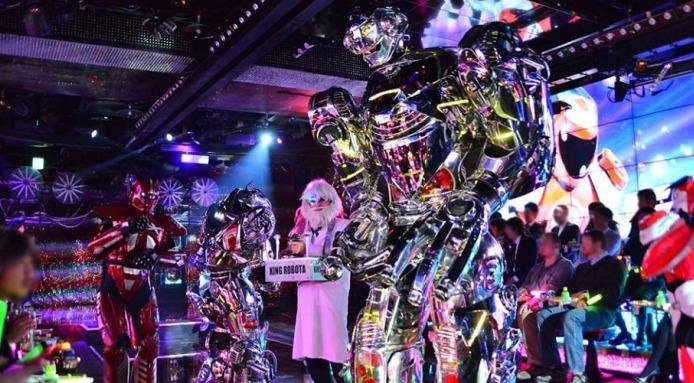 Robot Restaurant: Η νέα τρέλα  της Ιαπωνίας που προκαλεί πονοκέφαλο [εικόνες+βίντεο] | iefimerida.gr 1
