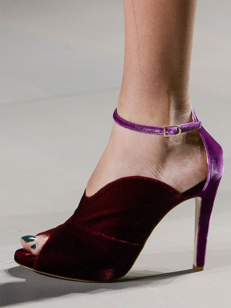 Τα παπούτσια που θα φορέσουμε τον χειμώνα -Σικάτα και δυναμικά, για γυναίκες με χαρακτήρα [εικόνες] | iefimerida.gr 8