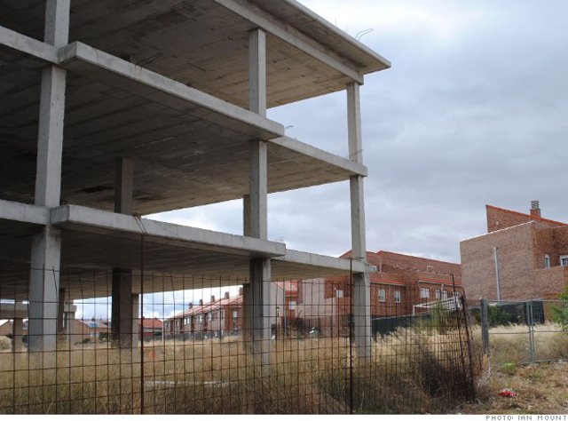 Η πόλη-φάντασμα της Ισπανίας: Τα απούλητα σπίτια ενός πάλαι ποτέ μεσιτικού παραδείσου [εικόνες]  | iefimerida.gr 2