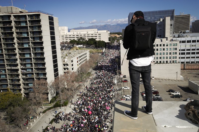 Σείστηκε η Αμερική από τις διαδηλώσεις κατά του Τραμπ -Πάνω από 2 εκατ. στους δρόμους [εικόνες & βίντεο] | iefimerida.gr 23