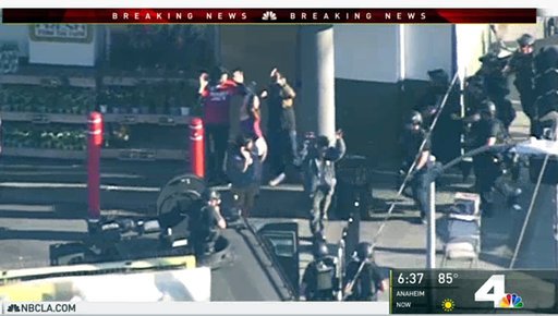 Λος Αντζελες: Ενοπλος οχυρώθηκε σε σούπερ μάρκετ με 40 ομήρους -Μία νεκρή [εικόνες] | iefimerida.gr 2