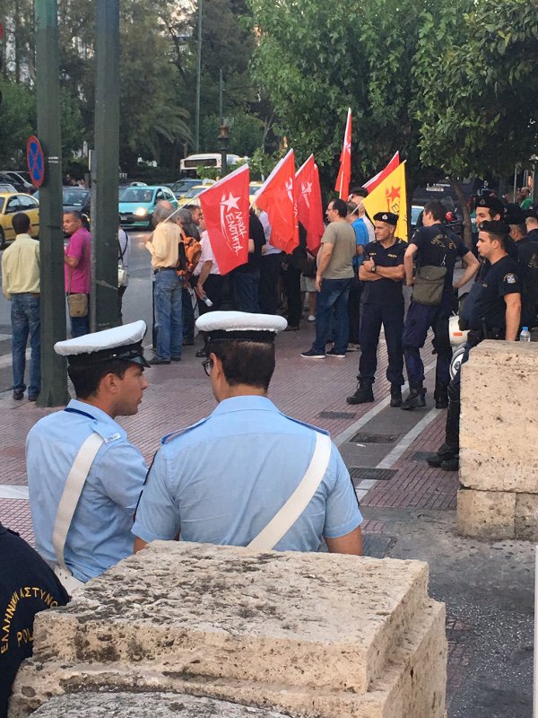 Λαφαζάνης: Η COSCO υπαγορεύει στους βουλευτές τι θα ψηφίσουν [εικόνες] | iefimerida.gr 0