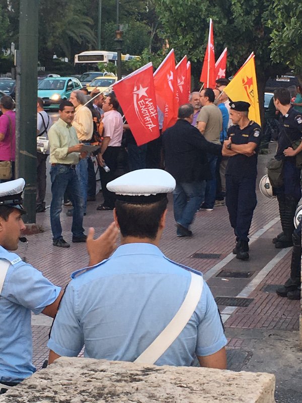 Λαφαζάνης: Η COSCO υπαγορεύει στους βουλευτές τι θα ψηφίσουν [εικόνες] | iefimerida.gr 1