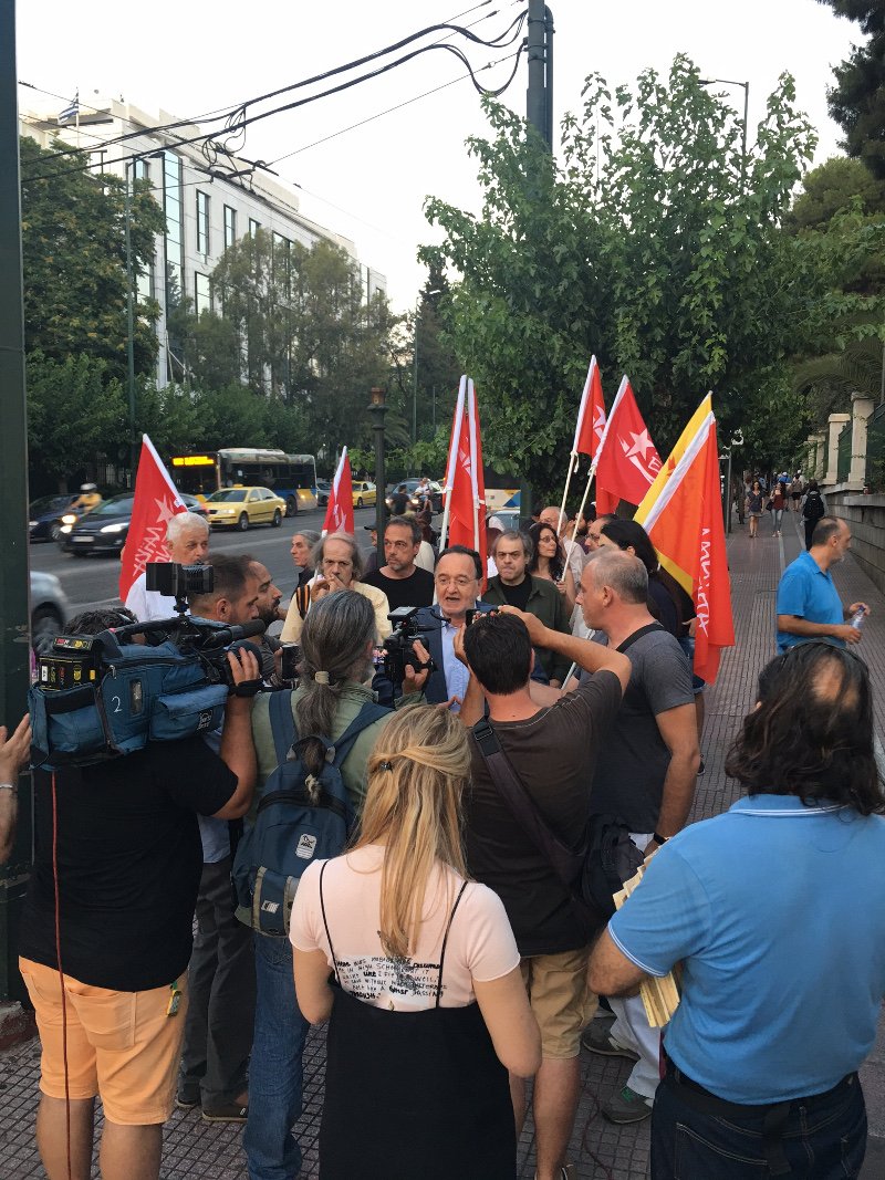 Λαφαζάνης: Η COSCO υπαγορεύει στους βουλευτές τι θα ψηφίσουν [εικόνες] | iefimerida.gr 2