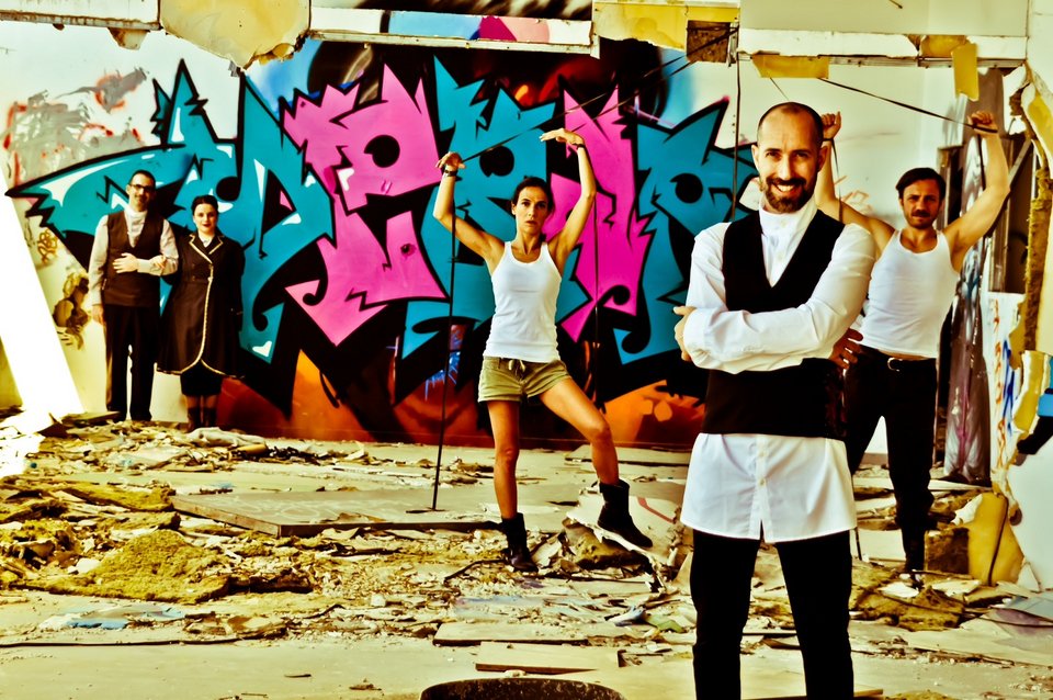 Bob Theatre: Οι καλύτερες παραστάσεις, πρεμιέρες και τα 15' δημοσιότητας του Γουόρχολ | iefimerida.gr 1