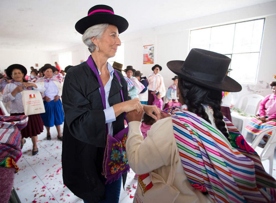 Η Λαγκάρντ όπως δεν την έχετε ξαναδεί -Στο Περού, μετά τις ώρες ΔΝΤ [εικόνες] | iefimerida.gr 11