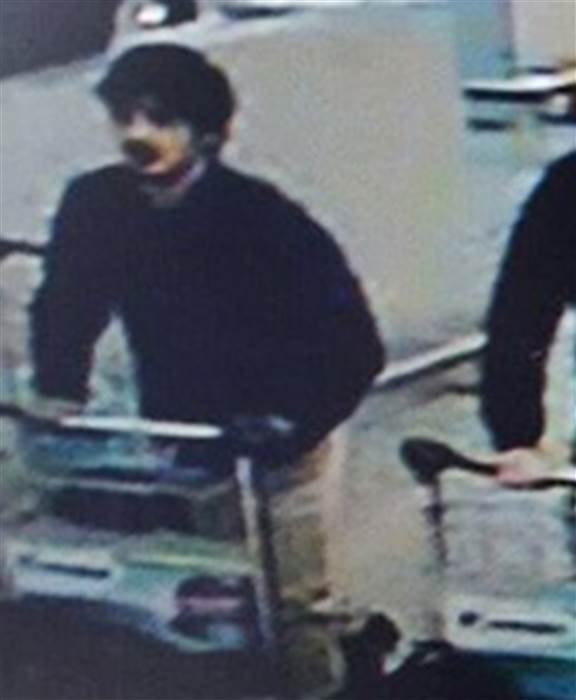 Ο Λαχραουί ήταν ο δεύτερος βομβιστής του αεροδρομίου -Το επιβεβαίωσε η βελγική εισαγγελία [εικόνες] | iefimerida.gr 1