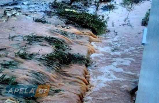Λακωνία: Φούσκωσε επικίνδυνα ο Ευρώτας -Διακοπή κυκλοφορίας [εικόνες] | iefimerida.gr 2