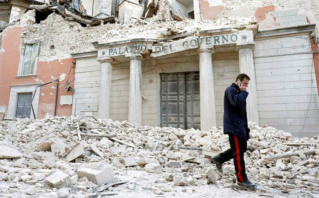 Λ' Ακουΐλα:  Πόλη-φάντασμα τρία χρόνια μετά τον σεισμό [εικόνες] | iefimerida.gr 1